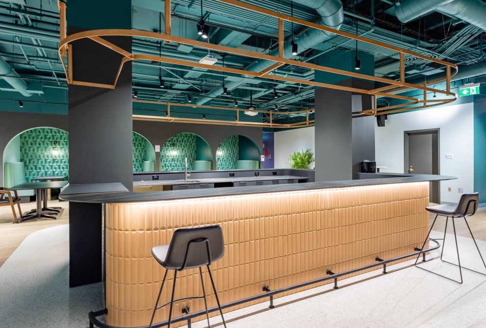 Pera HB | IQ Offices - Montreal