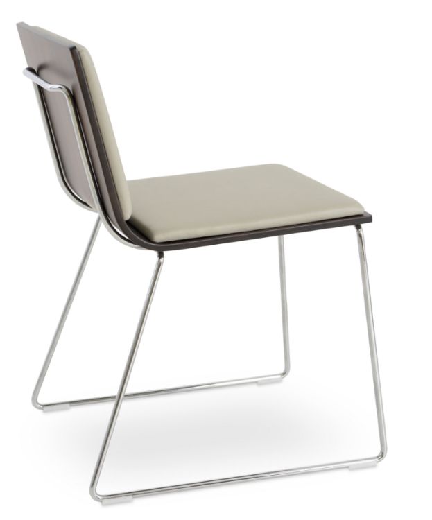 corona_dining_handle_hhhhback wire_chair_ seat_plywood_shell _fsoft_light_grey_pad _rotus_gerekli _2_