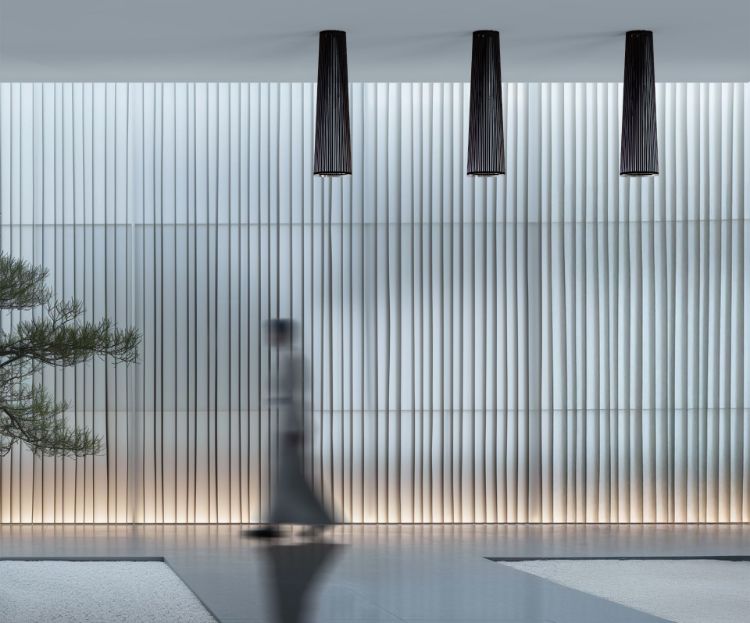 Picture of Solis Flush Pendant