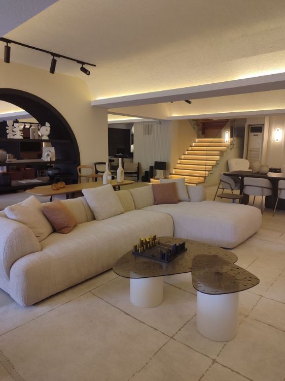 Picture of Rosa Sectional