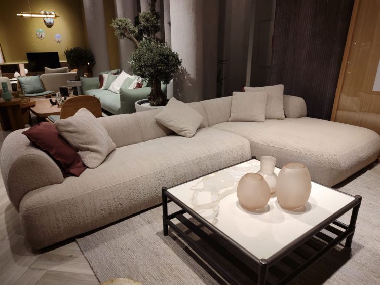 Picture of Rosa Sectional